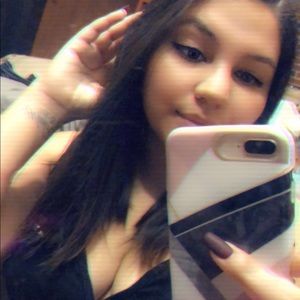 Meet your Posher, Cynthiacynthia